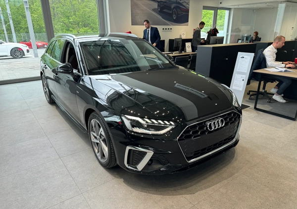 Audi A4 cena 196248 przebieg: 10, rok produkcji 2024 z Dębno małe 154